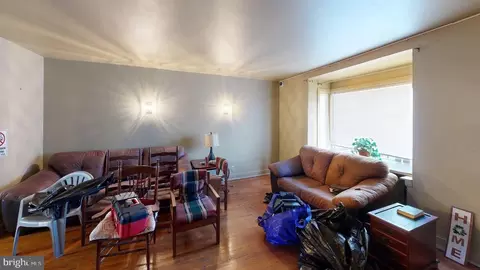 817 Lyndhurst St, Baltimore, MD 21229 photo 5
