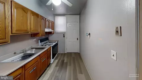 817 Lyndhurst St, Baltimore, MD 21229 photo 9
