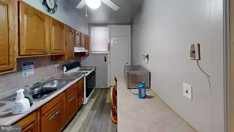 817 Lyndhurst St, Baltimore, MD 21229 photo 7