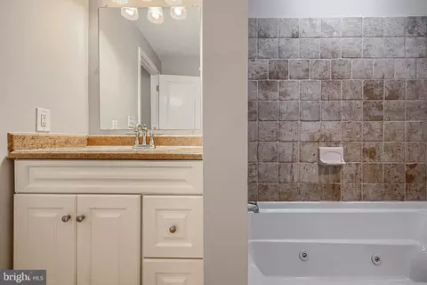 Bath - 135 E West St, Baltimore, MD 21230 photo 8 of 14