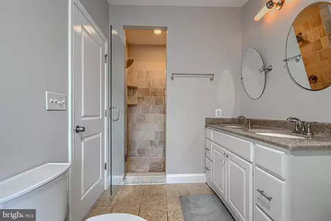 Bath - 135 E West St, Baltimore, MD 21230 photo 13 of 14