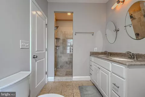 Bath - 135 E West St, Baltimore, MD 21230 photo 12 of 14