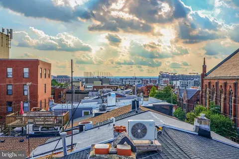 View/Area - 135 E West St, Baltimore, MD 21230 photo 1 of 1