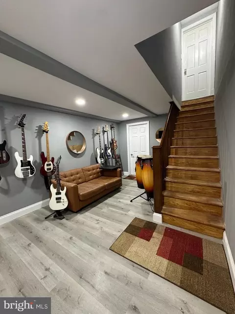 Entry Way - 1512 Greendale Rd, Baltimore, MD 21218 photo 1 of 1