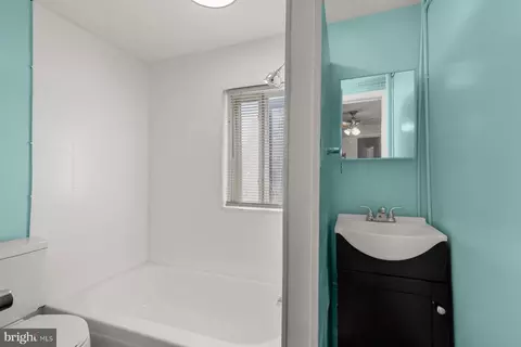 2642 Boone St, Baltimore, MD 21218 photo 10