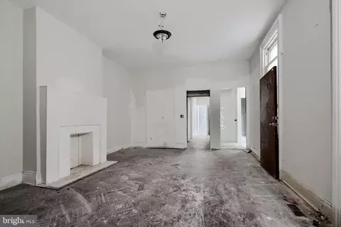 Living - 2530 Madison Ave, Baltimore, MD 21217 photo 2 of 3