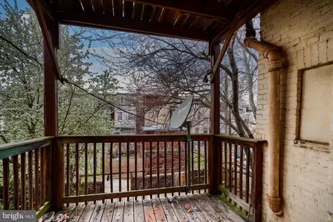 Exterior - 2530 Madison Ave, Baltimore, MD 21217 photo 6 of 7