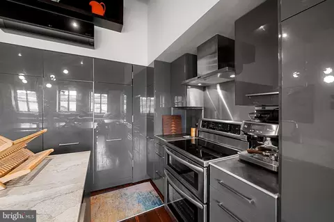 Kitchen - 12 E Mount Vernon Pl #10, Baltimore, MD 21202 photo 3 of 5