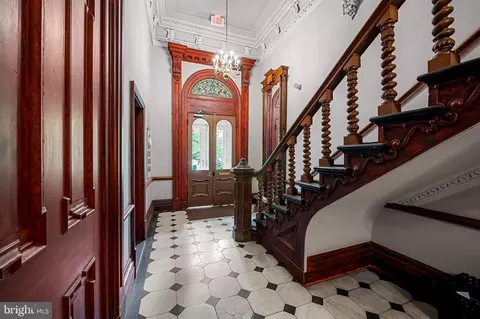 Entry Way - 12 E Mount Vernon Pl #10, Baltimore, MD 21202 photo 1 of 3