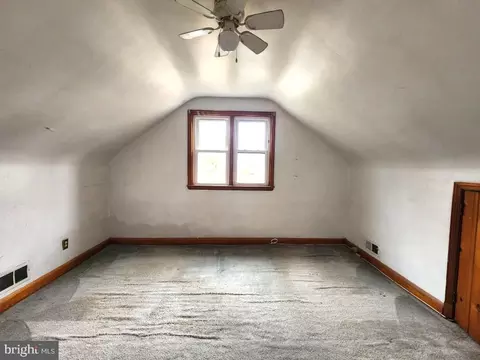Bedroom - 5510 Cedella Ave, Baltimore, MD 21206 photo 2 of 5