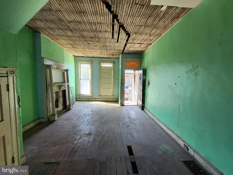 2736 Edmondson Ave, Baltimore, MD 21223 photo 12