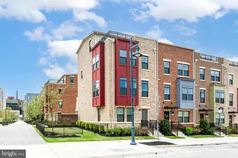 1809 E Chase St, Baltimore, MD 21213