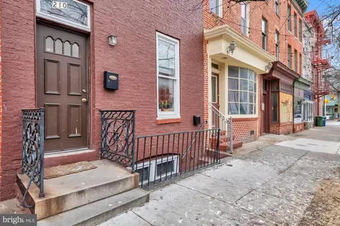Other - 210 W Read St, Baltimore, MD 21201 photo 2 of 12