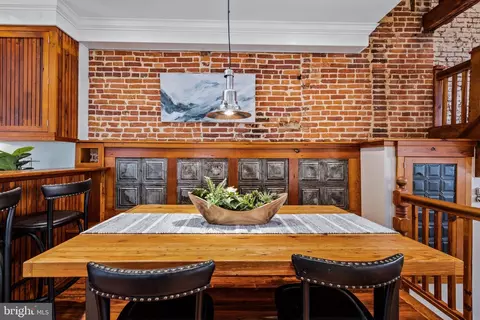 Dining - 1504 Riverside Ave, Baltimore, MD 21230 photo 1 of 3
