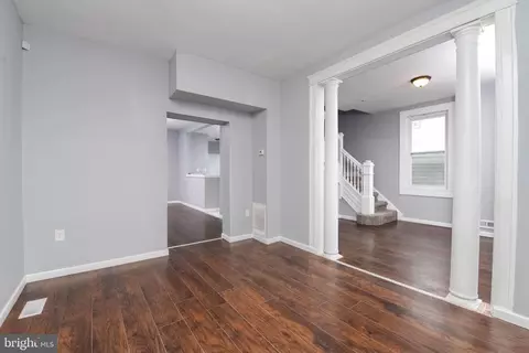 Entry Way - 900 E 41st St, Baltimore, MD 21218 photo 2 of 13