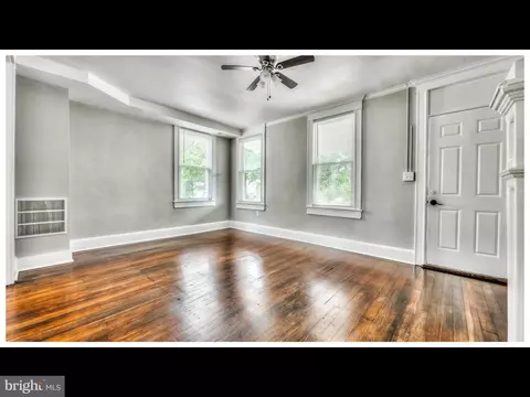 Living - 401 E Cold Spring Ln, Baltimore, MD 21212 photo 2 of 2