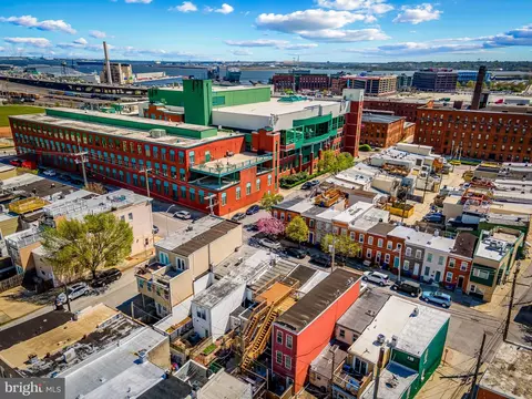 View/Area - 122 E Barney St, Baltimore, MD 21230 photo 8 of 9
