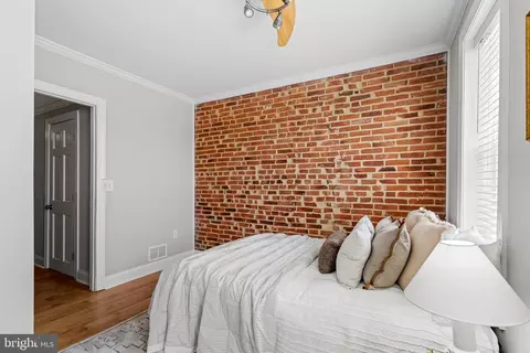 Bedroom - 122 E Barney St, Baltimore, MD 21230 photo 6 of 6
