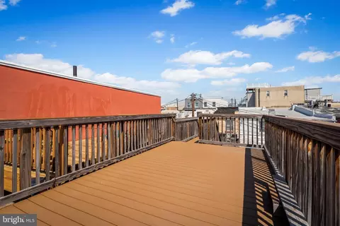 Exterior - 122 E Barney St, Baltimore, MD 21230 photo 3 of 8