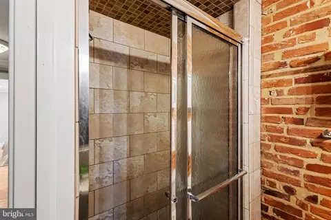 Bath - 122 E Barney St, Baltimore, MD 21230 photo 3 of 3