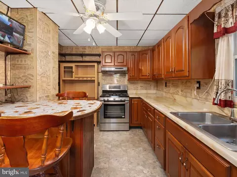 4125 Saint Thomas Ave, Baltimore, MD 21206 photo 13