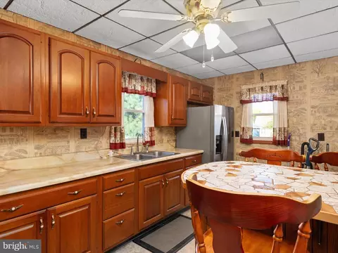 4125 Saint Thomas Ave, Baltimore, MD 21206 photo 11