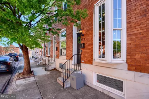 313 S Robinson St, Baltimore, MD 21224 photo 2