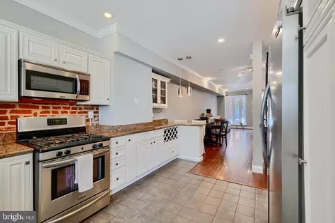 313 S Robinson St, Baltimore, MD 21224 photo 13