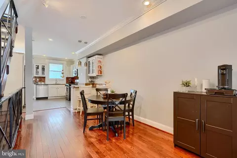 313 S Robinson St, Baltimore, MD 21224 photo 7