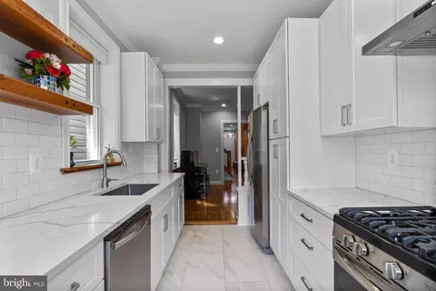 107 E Randall St, Baltimore, MD 21230 photo 18