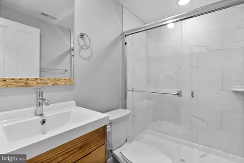 107 E Randall St, Baltimore, MD 21230 photo 37