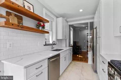 107 E Randall St, Baltimore, MD 21230 photo 17