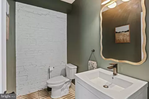 Bath - 544 E Clement St, Baltimore, MD 21230 photo 1 of 6