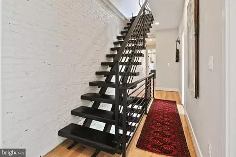Entry Way - 544 E Clement St, Baltimore, MD 21230 photo 7 of 11