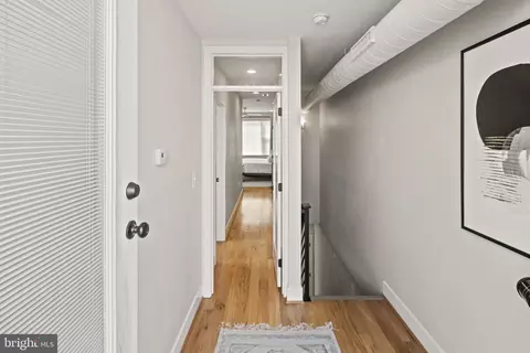 Entry Way - 544 E Clement St, Baltimore, MD 21230 photo 8 of 11