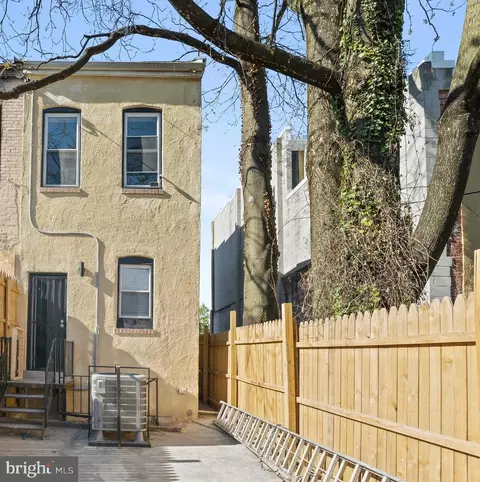 Exterior - 715 E 20th St, Baltimore, MD 21218 photo 2 of 3