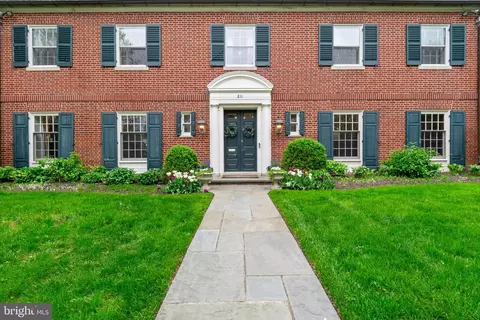 Exterior - 211 Lambeth Rd, Baltimore, MD 21218 photo 1 of 8