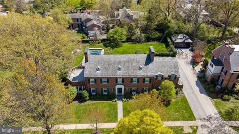 211 Lambeth Rd, Baltimore, MD 21218