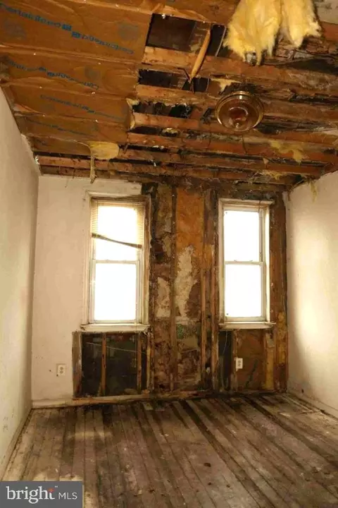 1650 Appleton St, Baltimore, MD 21217 photo 5