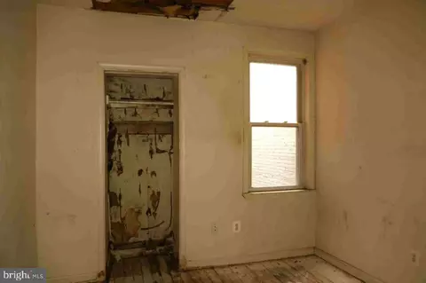 1650 Appleton St, Baltimore, MD 21217 photo 6