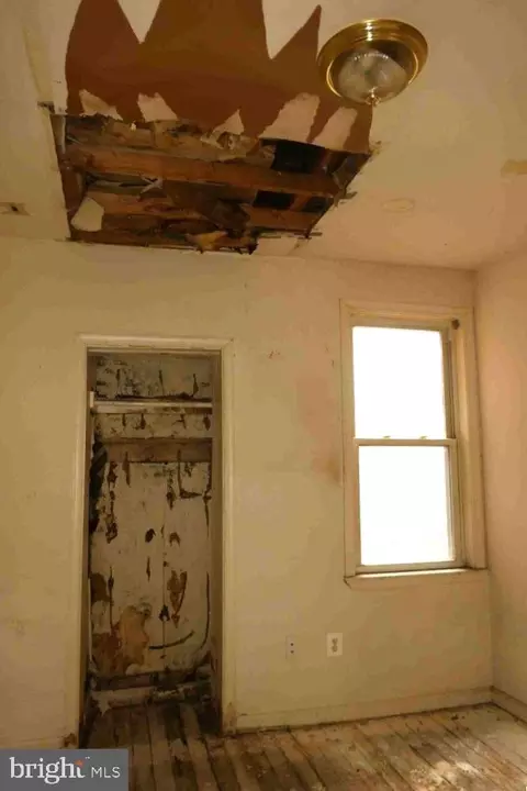1650 Appleton St, Baltimore, MD 21217 photo 7