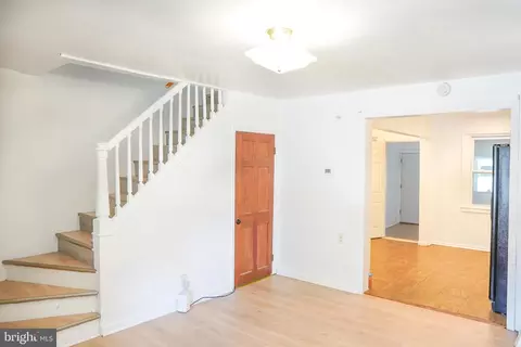3825 10th St, Baltimore, MD 21225 photo 7
