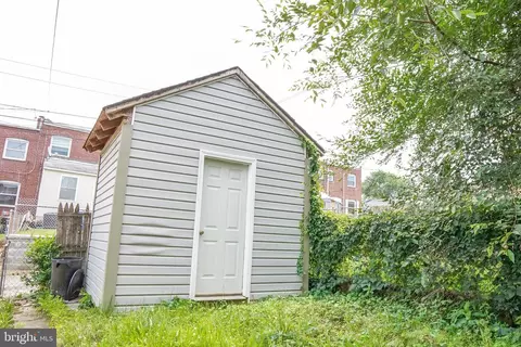 3825 10th St, Baltimore, MD 21225 photo 33