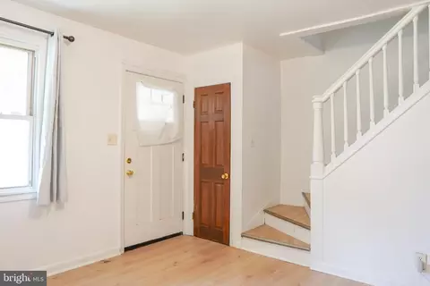 3825 10th St, Baltimore, MD 21225 photo 9