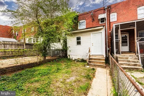3825 10th St, Baltimore, MD 21225 photo 32