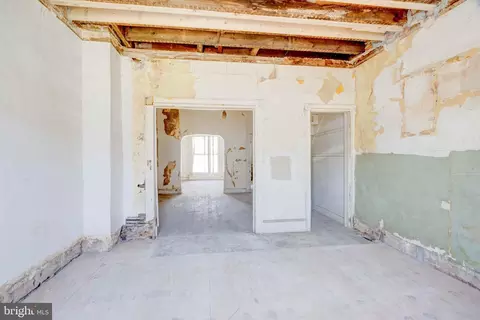 21 Wheeler Ave, Baltimore, MD 21223 photo 13