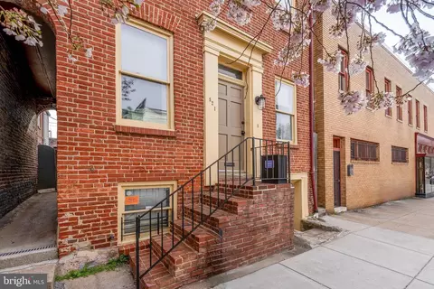 Exterior - 521 S Wolfe St, Baltimore, MD 21231 photo 2 of 3