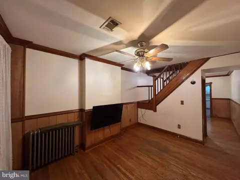 Living - 432 E Fort Ave, Baltimore, MD 21230 photo 1 of 7