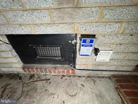 Exterior - 432 E Fort Ave, Baltimore, MD 21230 photo 3 of 6