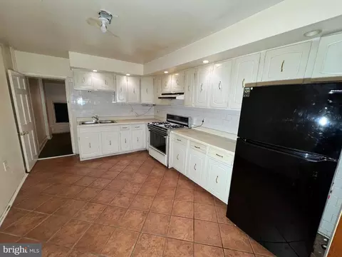 Kitchen - 432 E Fort Ave, Baltimore, MD 21230 photo 1 of 5